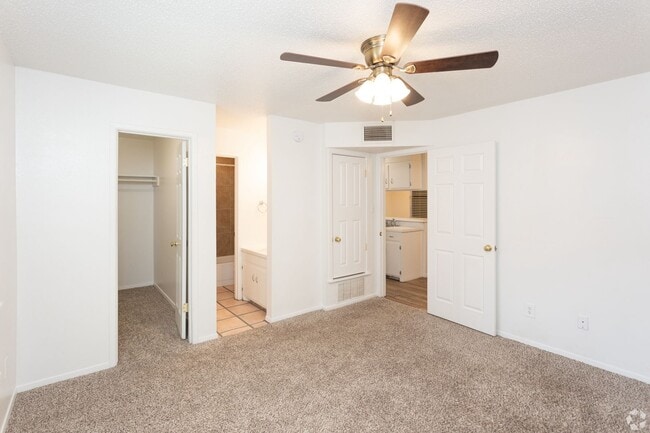 Photo - Quaker Pines