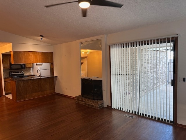 Photo - 13909 Fairhill Ave