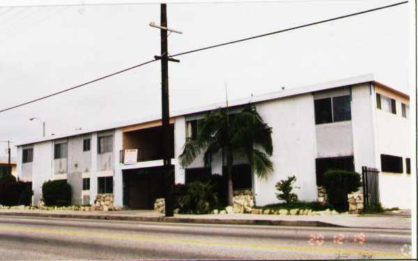 642 N. Wilmington Blvd.