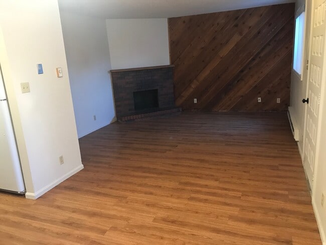 7003 Tumbleweed Dr Unit D