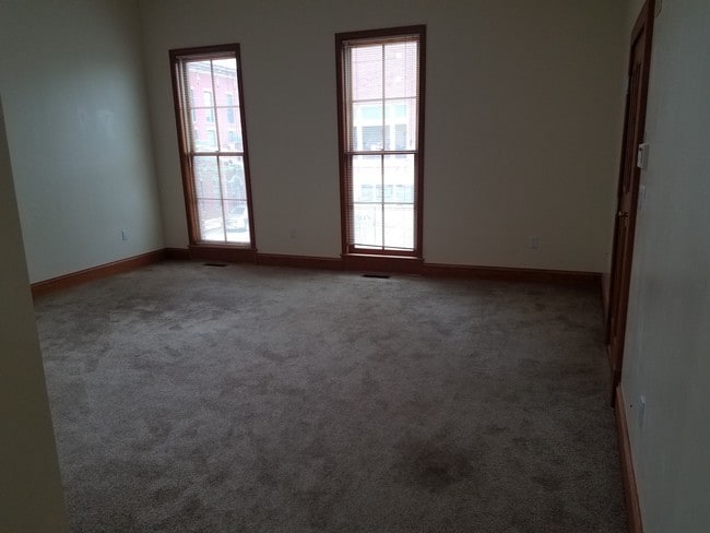 Photo - 844 Main St Unit E