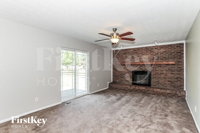 Photo - 3938 Schroeder Dr