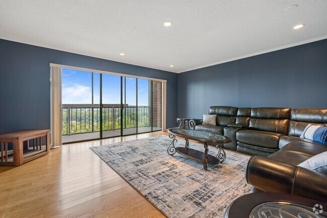 Building Photo - 3 Summit Dr Unit 68 Rental