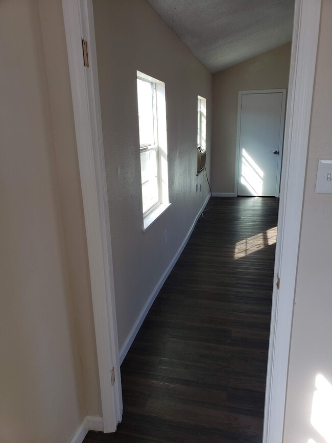 Photo - 2924 Beechwood St