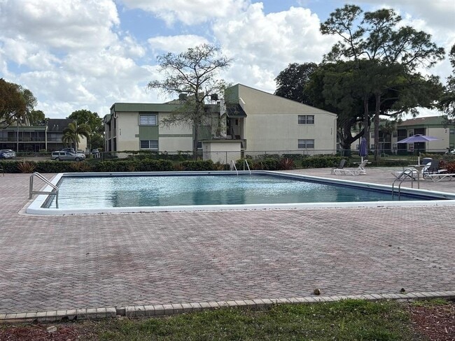 Building Photo - 4279 NW 89th Ave
