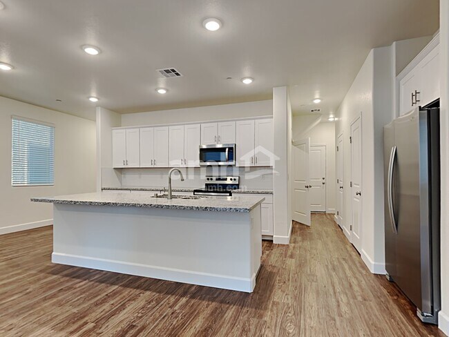 Photo - 291 Cape Seville Pl