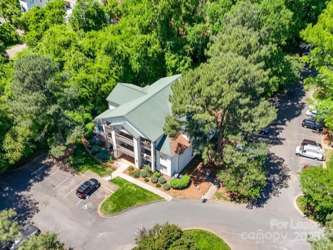 Photo - 1052 Churchill Downs Ct Unit I