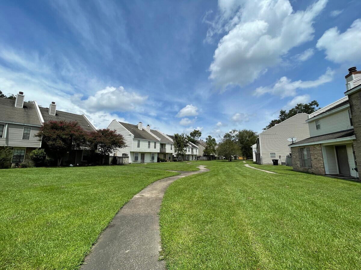 Photo - Shenandoah Ridge Townhomes