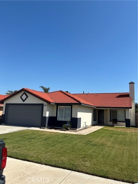 Photo - 17835 Dianthus Ave