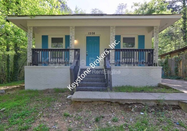 Building Photo - 1208 4th Ave W