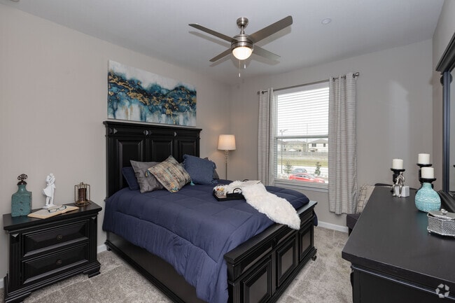 First bedroom - Aria at Ralston