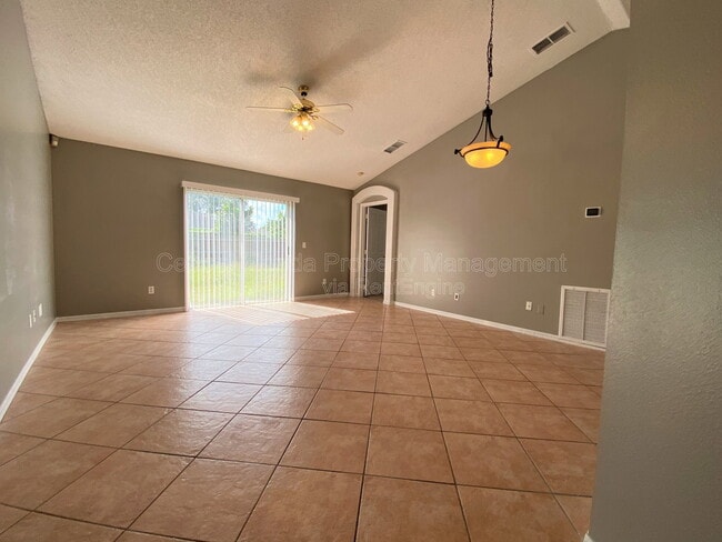Photo - 13820 Eagleridge Ct