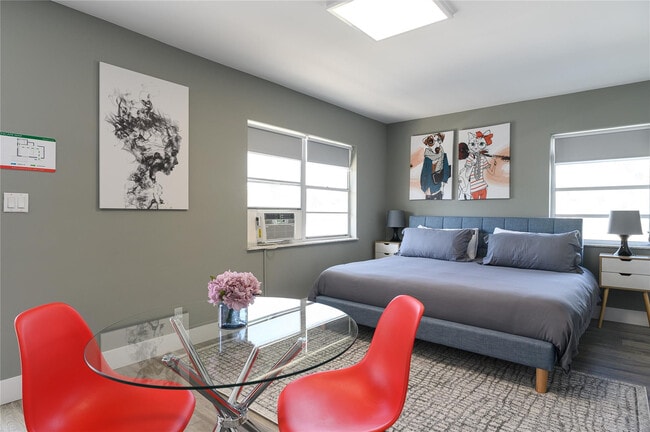 Photo - 1020 N Victoria Park Rd Unit 20