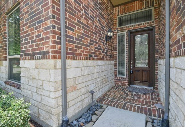 12218 Valley Lodge Pkwy