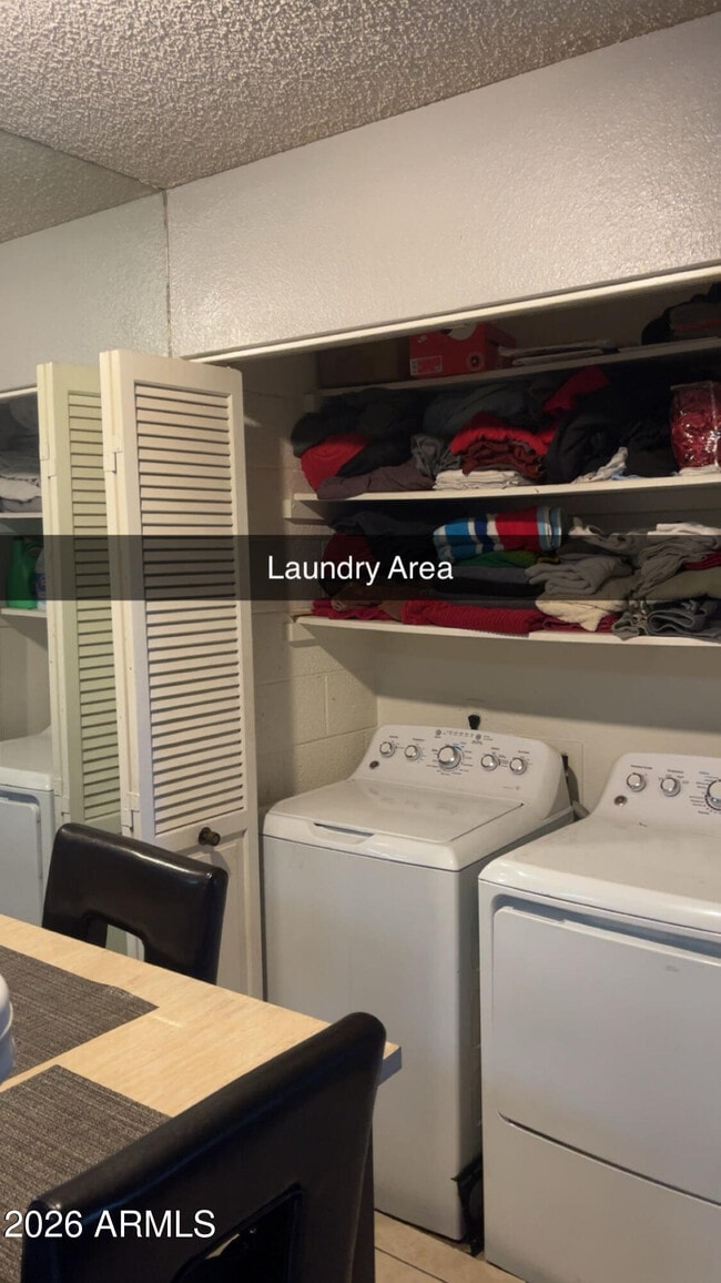 Photo - 9001 W Elm St