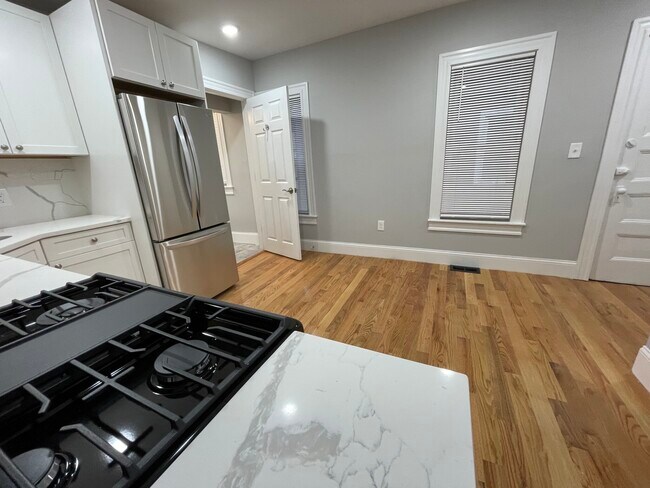 Photo - 3 Mossland St