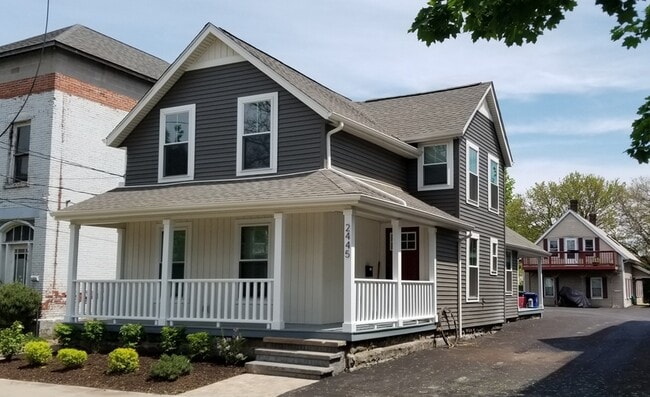 Photo - 2445 Tremont Ave Unit Rear