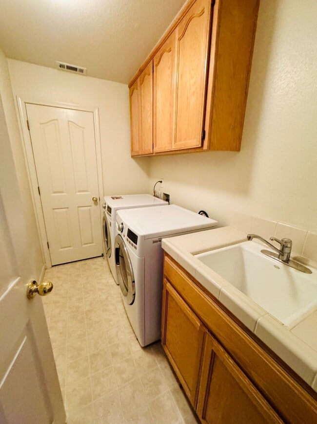 Photo - Beautiful Southside Home for Rent, 4 Bedroom 3 Bath