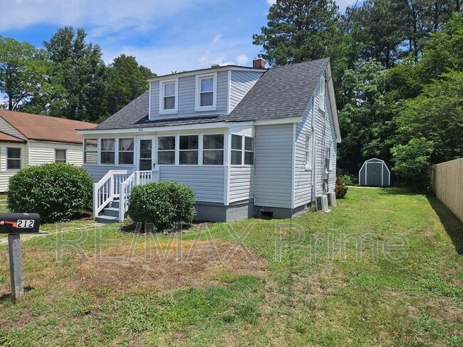 Photo - 212 Middle St