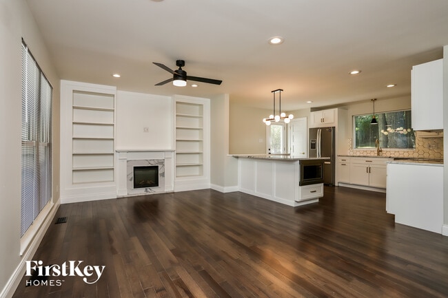 Photo - 119 Bramblewood Dr