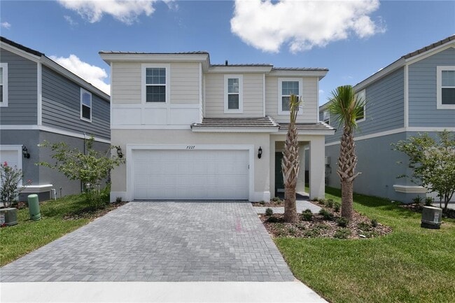 Photo - 7227 Oakmoss Loop House
