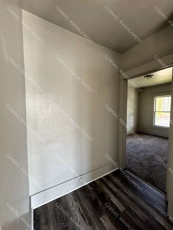 2313 Adams Ave House House Rental in Flint, MI