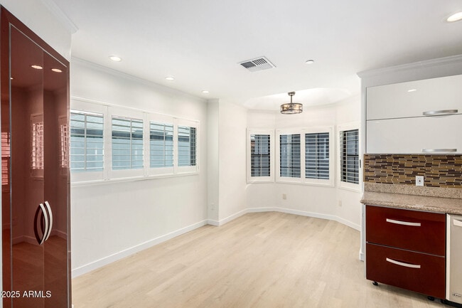 Photo - 1606 W Keim Dr