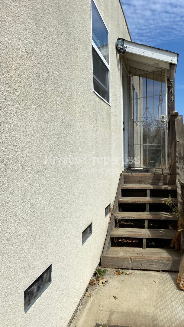 Photo - 544 Porter St