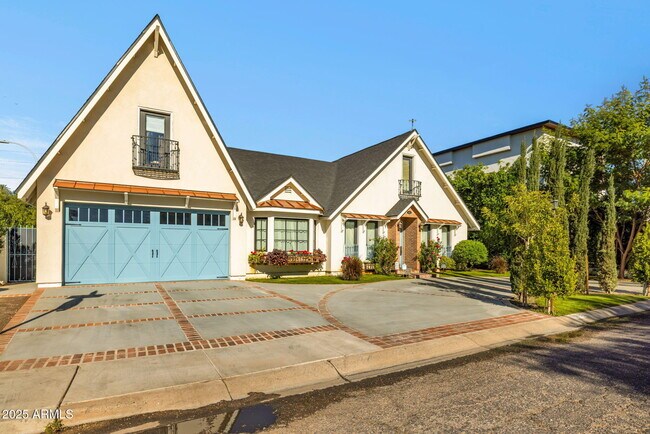 Photo - 4402 E Turney Ave