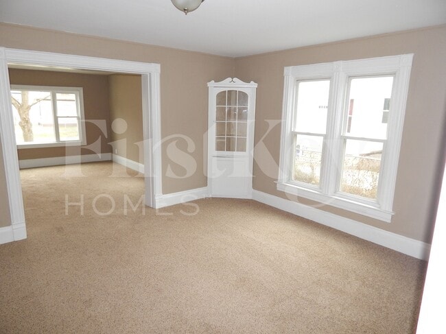 Photo - 306 N Union St
