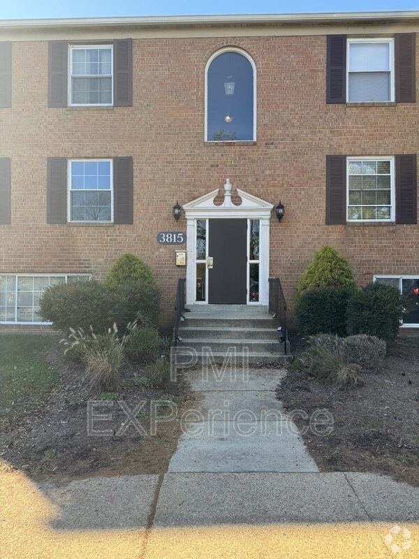 Building Photo - 3815 Swann Rd Unit Apt 104