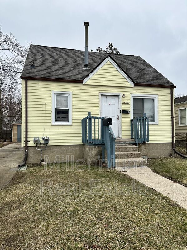 21220 Waltham Rental House Rental in Warren, MI