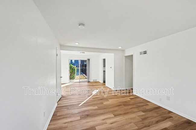 Photo - 8309 Lowell Ave
