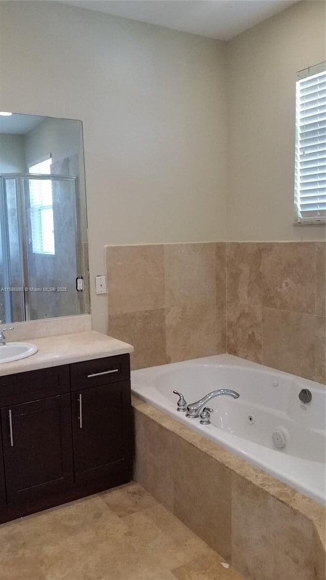 Photo - 1238 NE 14th Ave