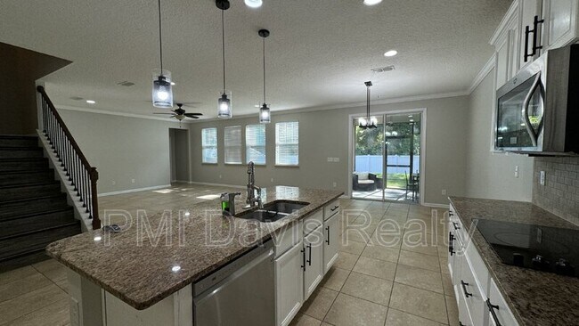 Photo - 2444 Raptor Rd