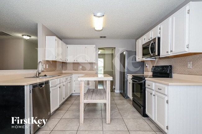 Photo - 1445 Lochspring Dr