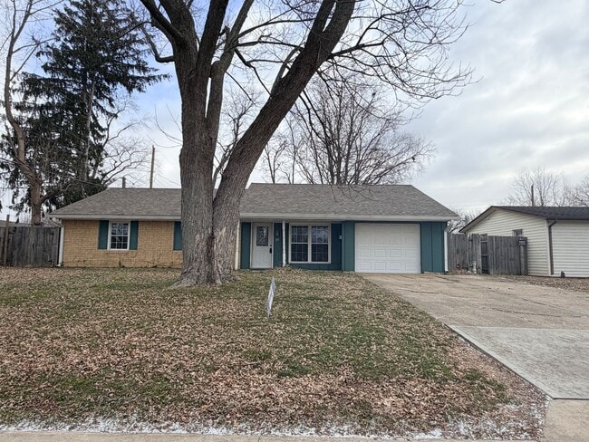 Building Photo - Now Showing this 4 Bedroom/2 bath in New Whiteland, IN