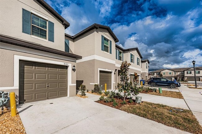 Photo - 8327 Crescent Oaks Dr