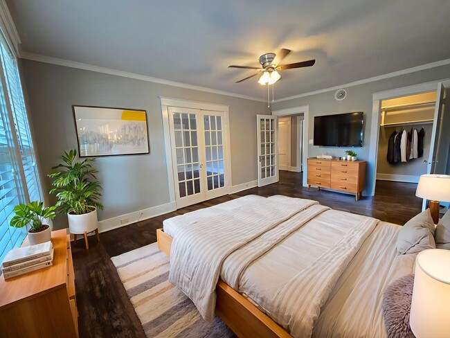 Photo - Overton Garden Apartments