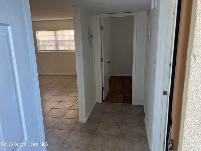 Photo - 1609 Sunny Brook Ln Unit E101