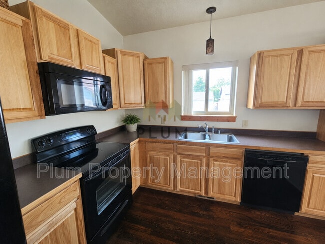 Photo - 2117 Kensington Ave