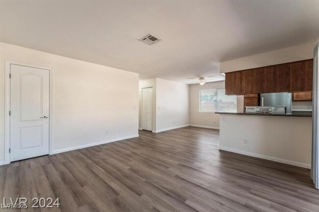 Photo - 7200 W Pirates Cove Rd Unit 2108