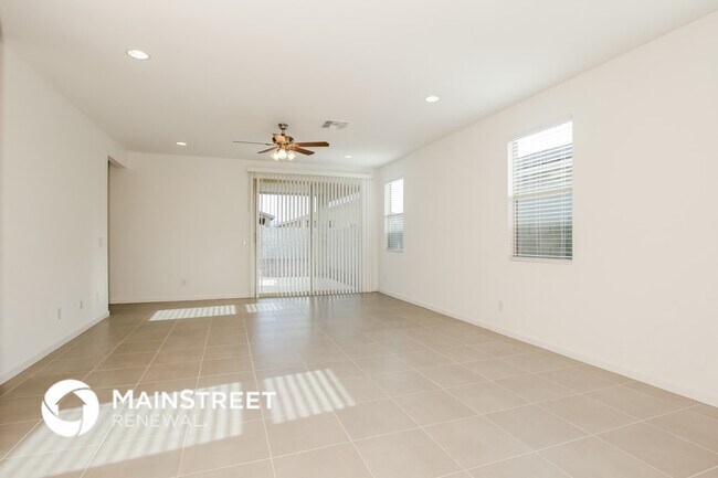 Photo - 5529 W Walatowa St