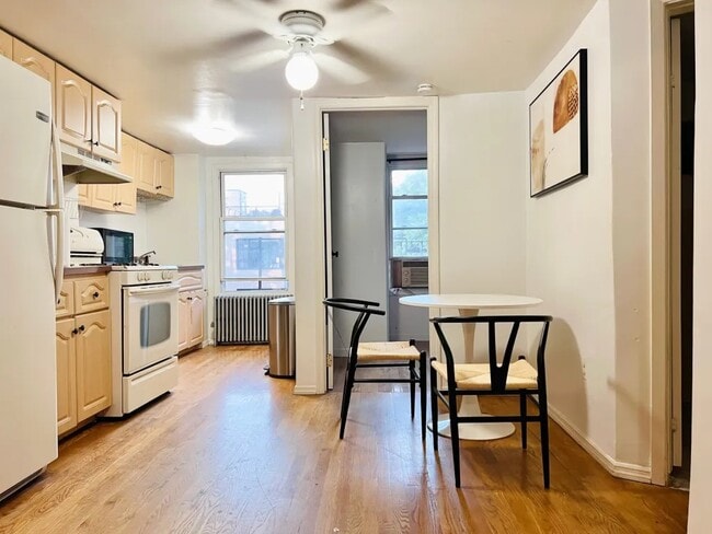 Photo - Furnished room/NOT APARTMENT Unit 1R