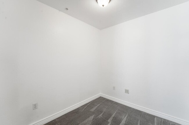 Photo - 5450 E Deer Valley Dr Unit 2210