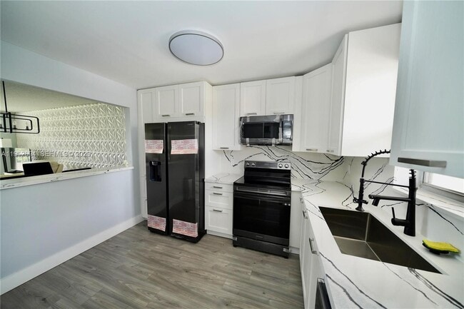 Photo - 2541 Aragon Blvd Unit 305