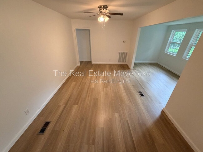 Photo - 128 Phillips Hollow Rd