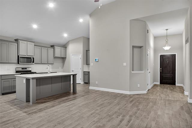 5401 Cypress Pt Dr