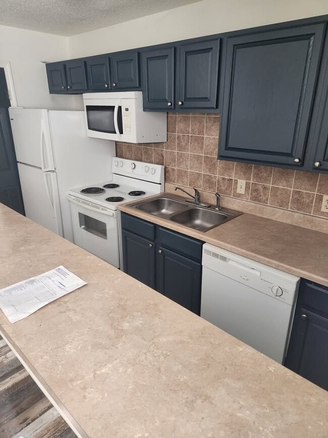 Kitchen - Acosta Oaks