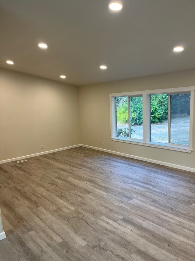 Photo - 15054 Glenwood Rd SW
